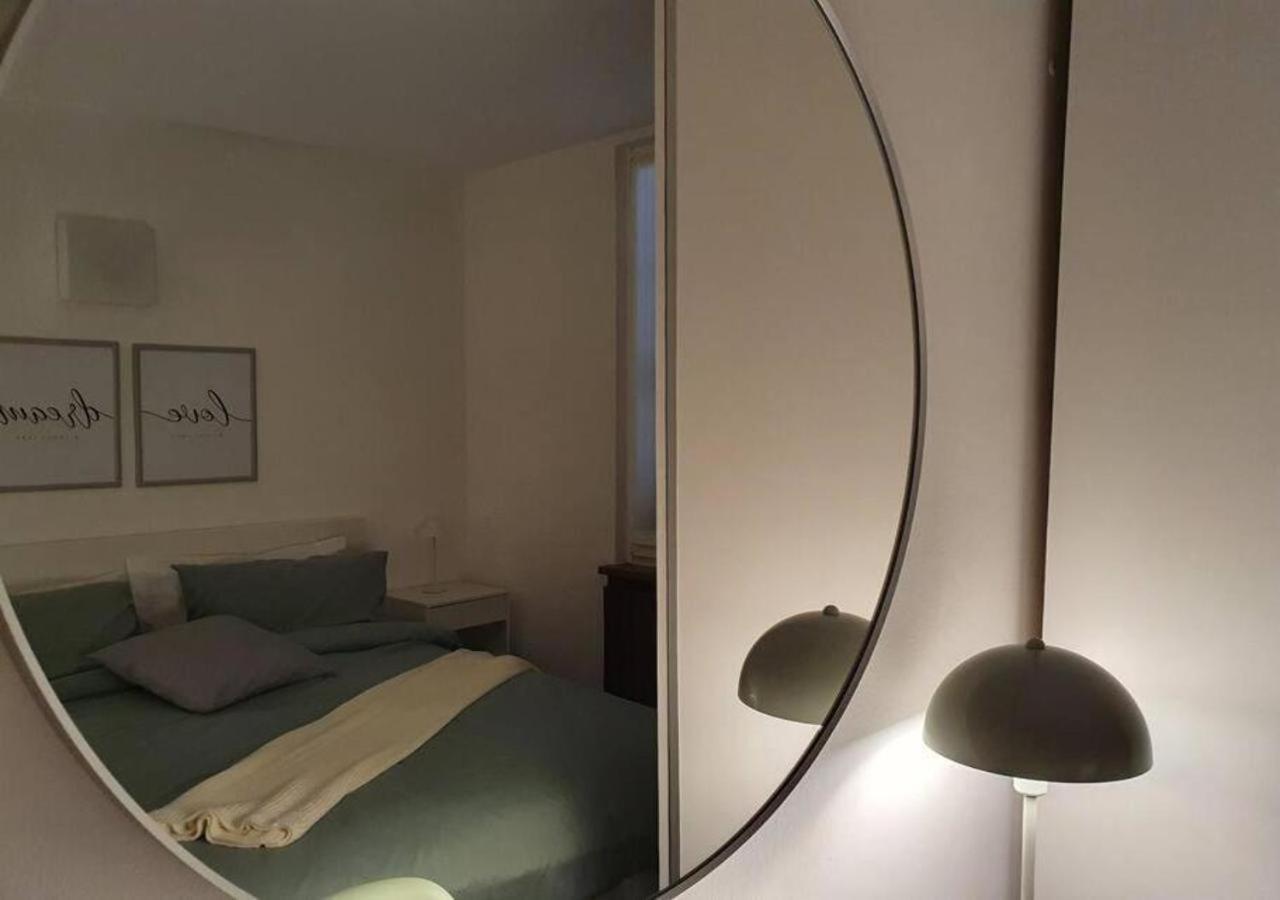 Casa Del Vicolo, Nel Cuore Della Pavia Storica Kültér fotó