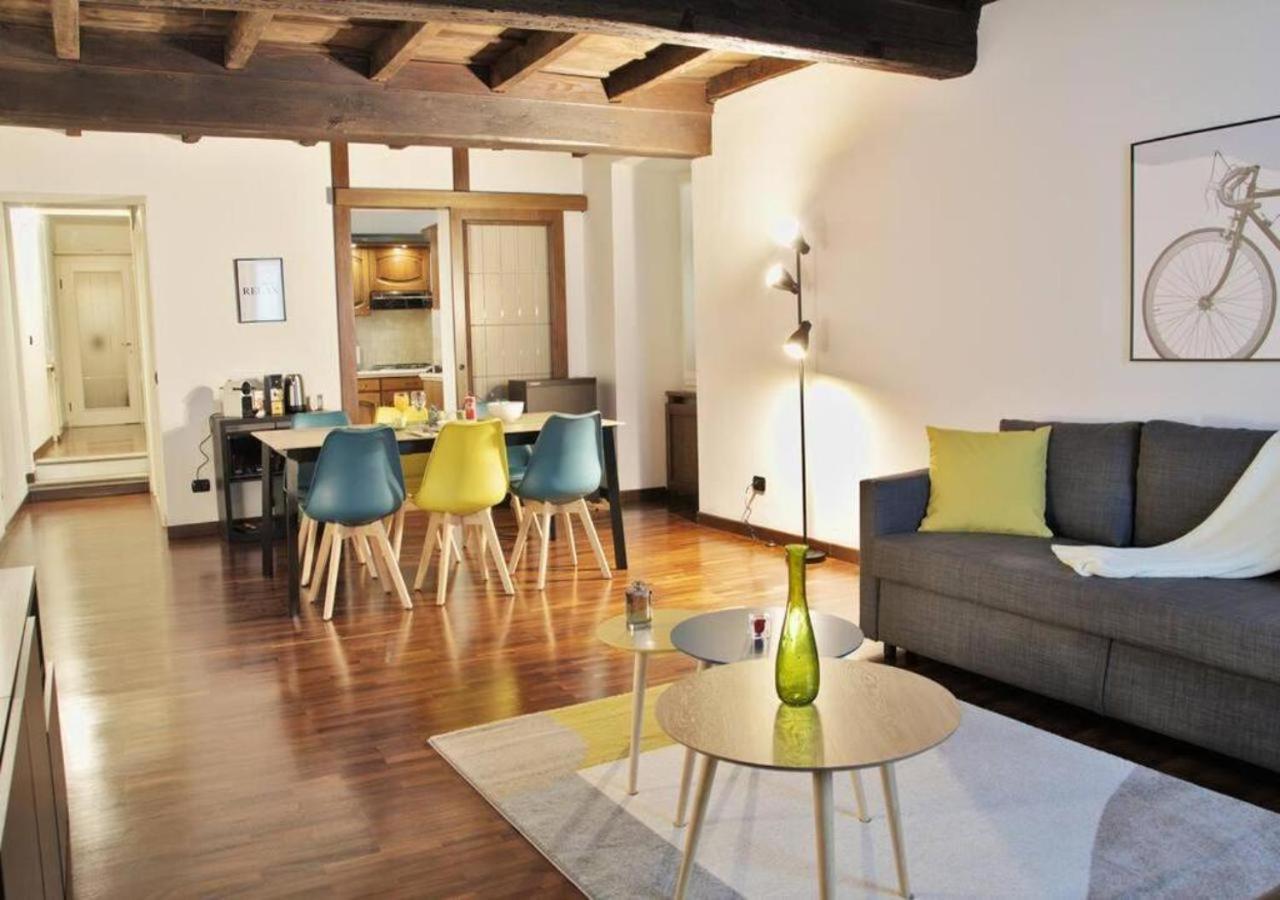 Casa Del Vicolo, Nel Cuore Della Pavia Storica Kültér fotó